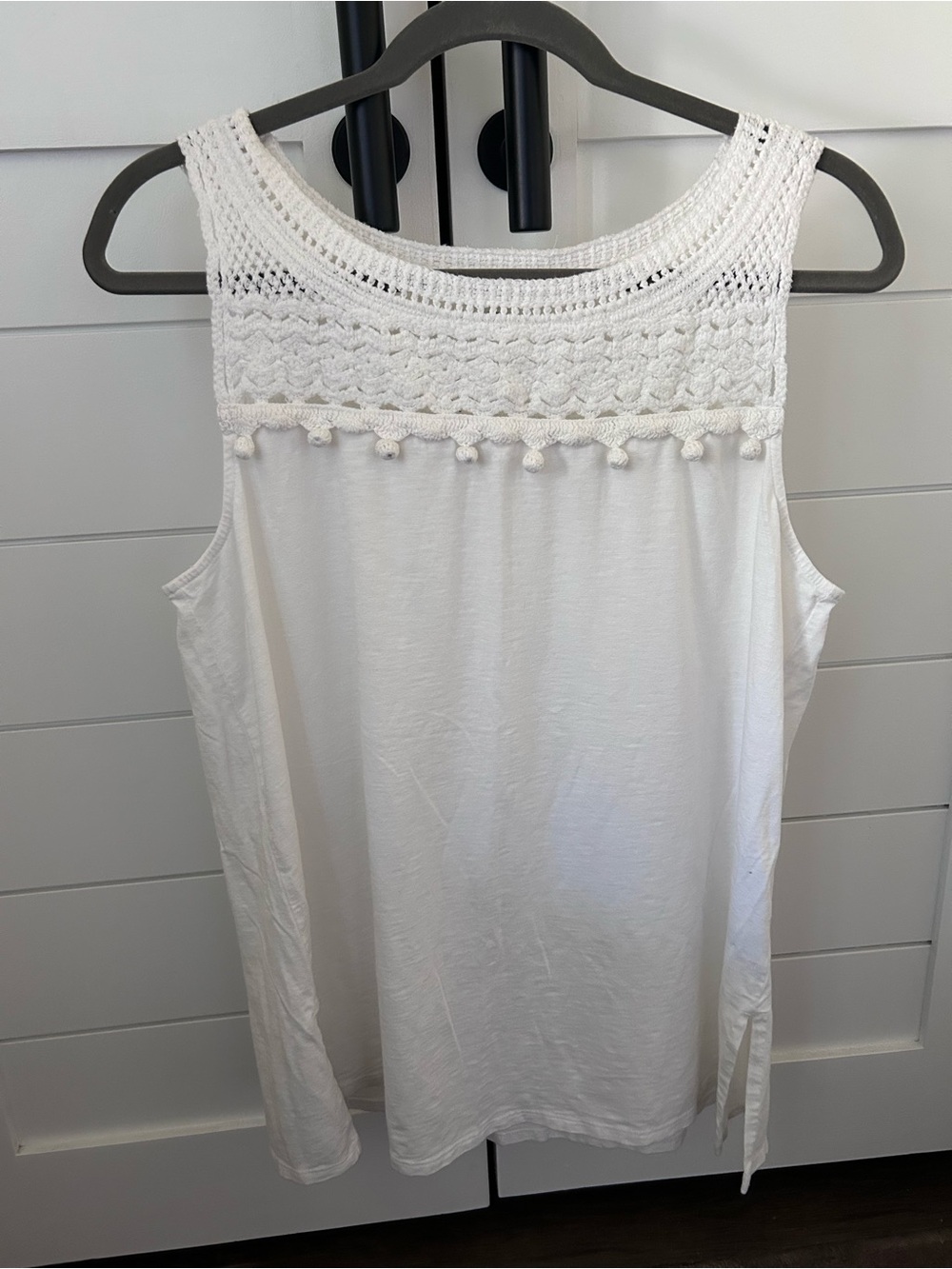J. Jill Women’s White Beach Summer Tank Top Blouse Size Medium Cotton Blend